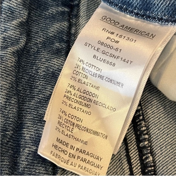 Good American Good Curve Blue
Straight Leg Jeans size 10/30 - Picture 6 of 10